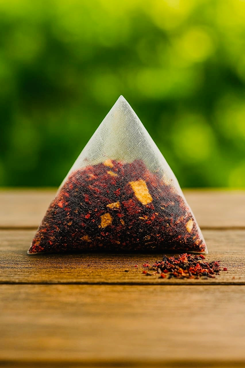 BLACK TEA HIBISCUS, PEAR & CINNAMON
